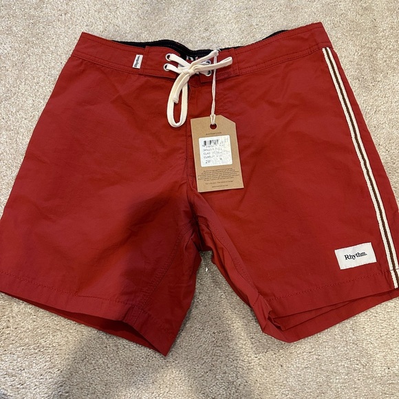 Rhythm Livin Classic Red Swim trunks 28 NWT - Picture 1 of 3